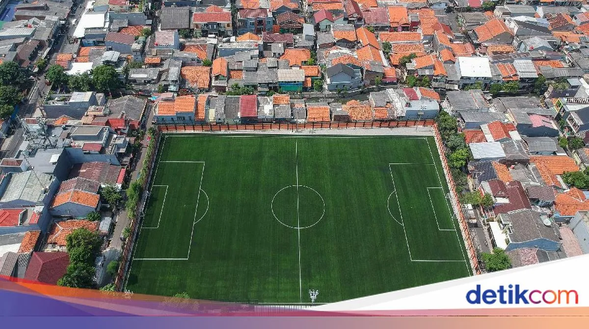 Lapangan Sepak Bola Slatri: Tempat Bermain yang Menyatu dengan Semangat Warga Wangon